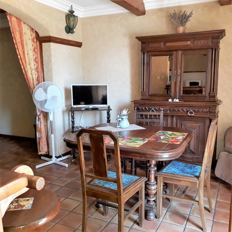 Le Manoir De Goliath Apartment Toutainville Bagian luar foto